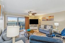 Condominium in Pensacola - D 13