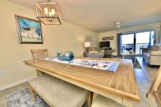 Condominium in Pensacola - B 14