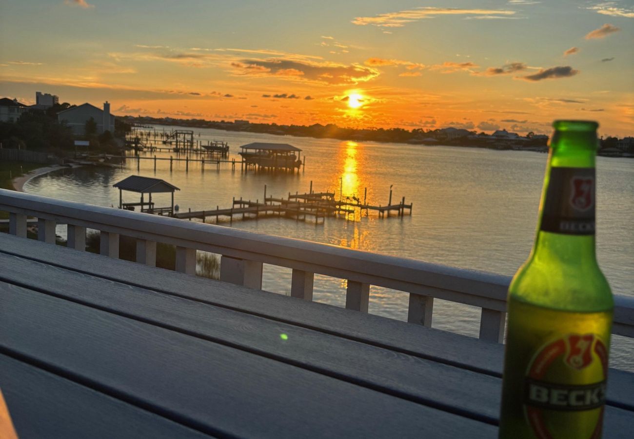 Condominium in Pensacola - B 32