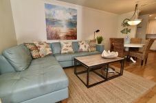 Condominium in Pensacola - C 21