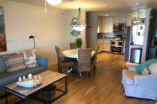 Condominium in Pensacola - C 21